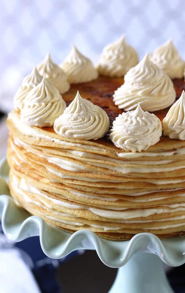 Torta di Crêpes al Limone e Mascarpone 3 Torta di Crêpes Stratificate al Limone e Mascarpone: Ricetta Facile per un Dessert Elegante