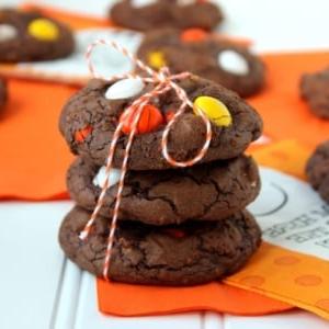 Biscotti Brownie al Cioccolato Bianco con M&M's e Candy Corn 4 img 3 105