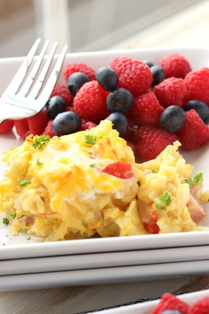 Casseruola di Prosciutto, Cheddar e Hash Brown | The Suburban Soapbox #SmithfieldFlavor