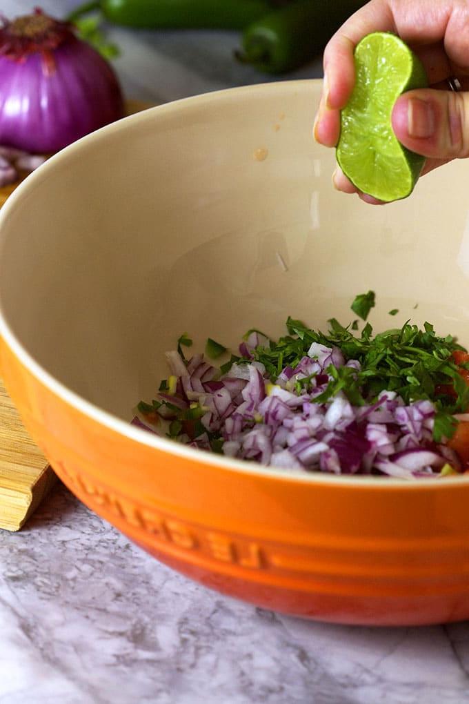 Piatto Sizzle Le Creuset per Nachos al Forno