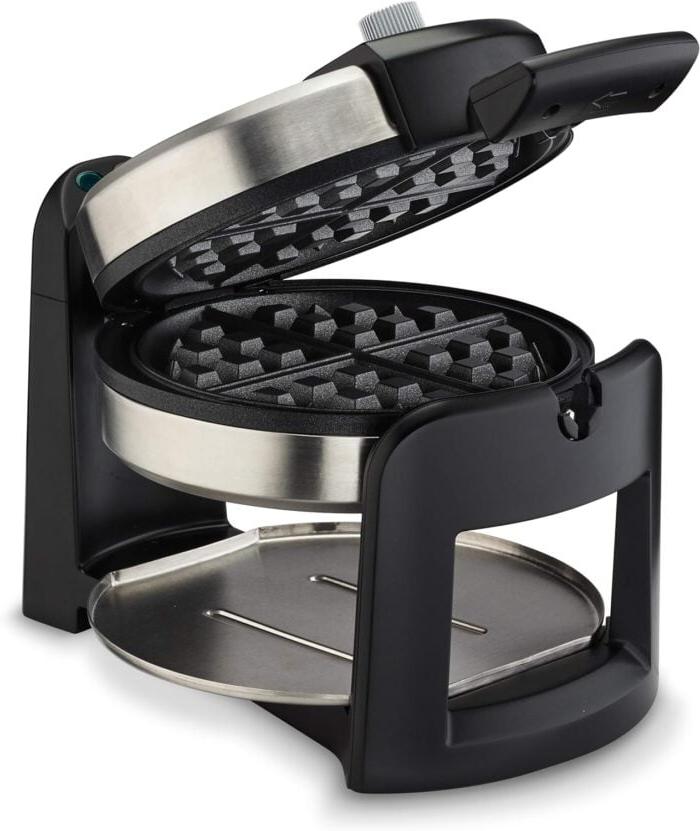 Il Migliore Waffle Belga Casalingo 7 Una piastra per waffle belgi che cucina due waffles contemporaneamente.