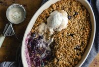 Buttery Blueberry Crisp